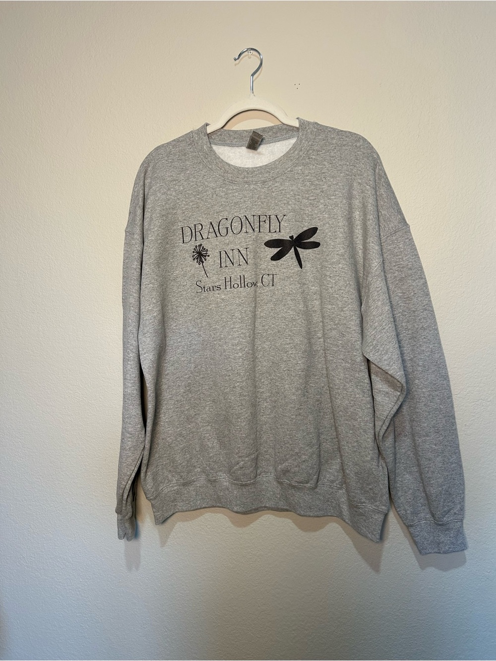 Dragonfly Inn, Stars Hollow Gray Crewneck Sweatshirt